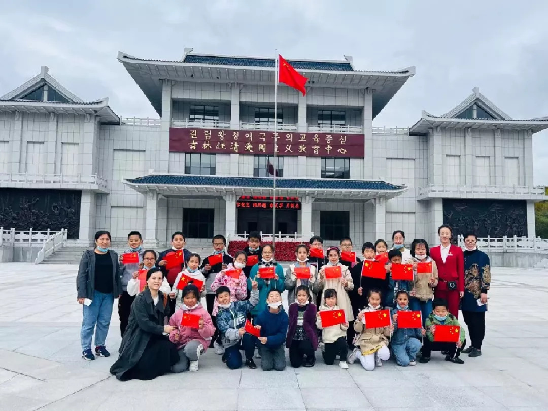 历史因铭记而永恒 精神因传承而不灭