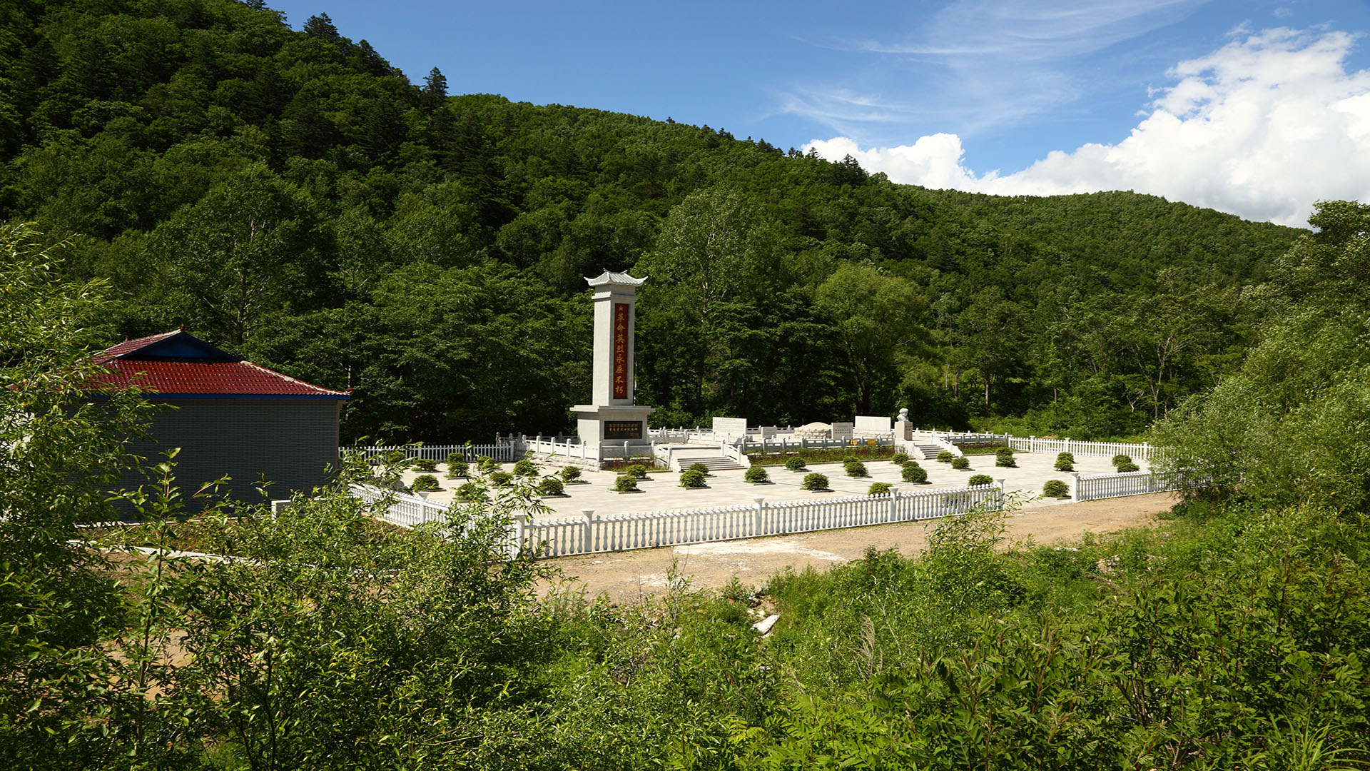 童长荣烈士陵园全景