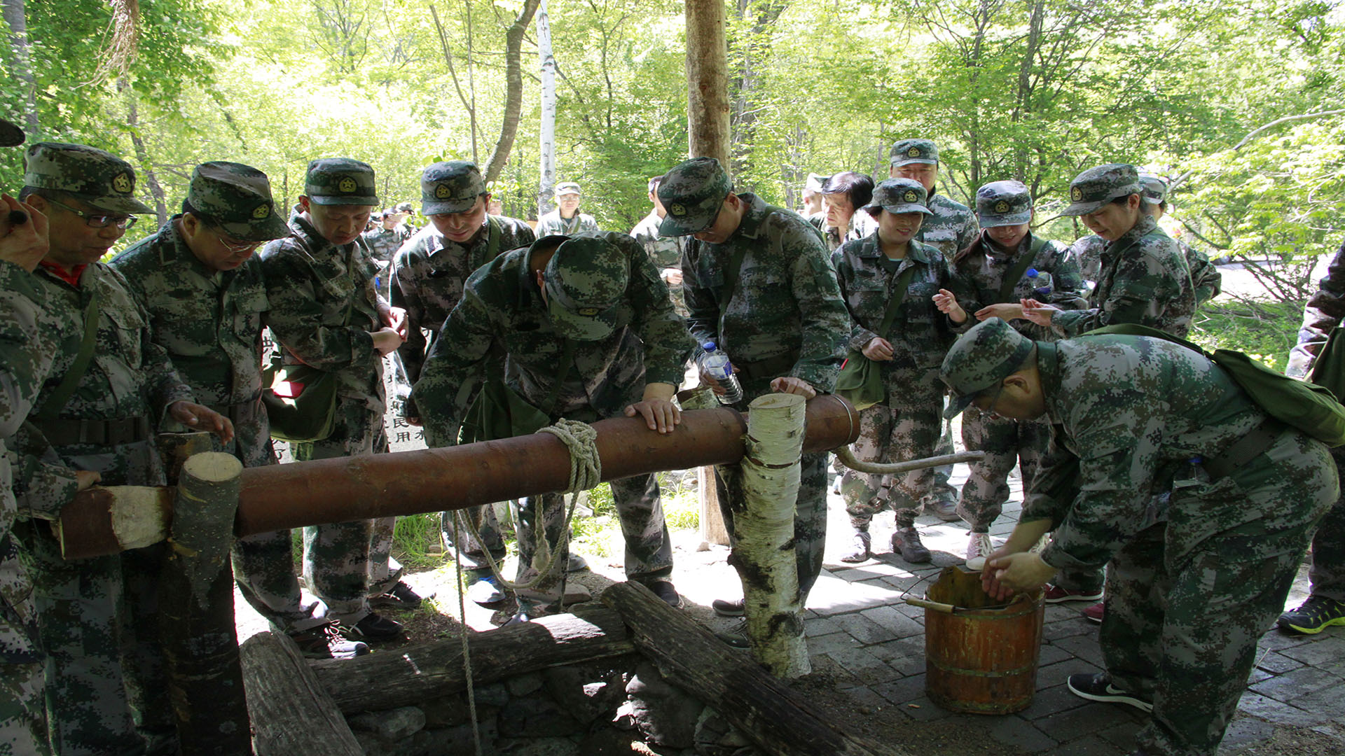 考察抗日井 拷贝