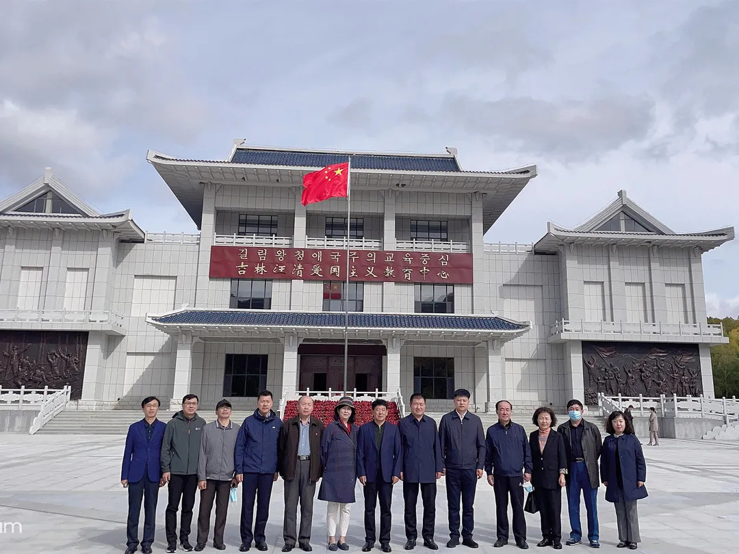 图二.jpg 图二.jpg