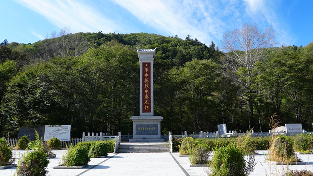 童长荣烈士纪念碑 1_副本.jpg