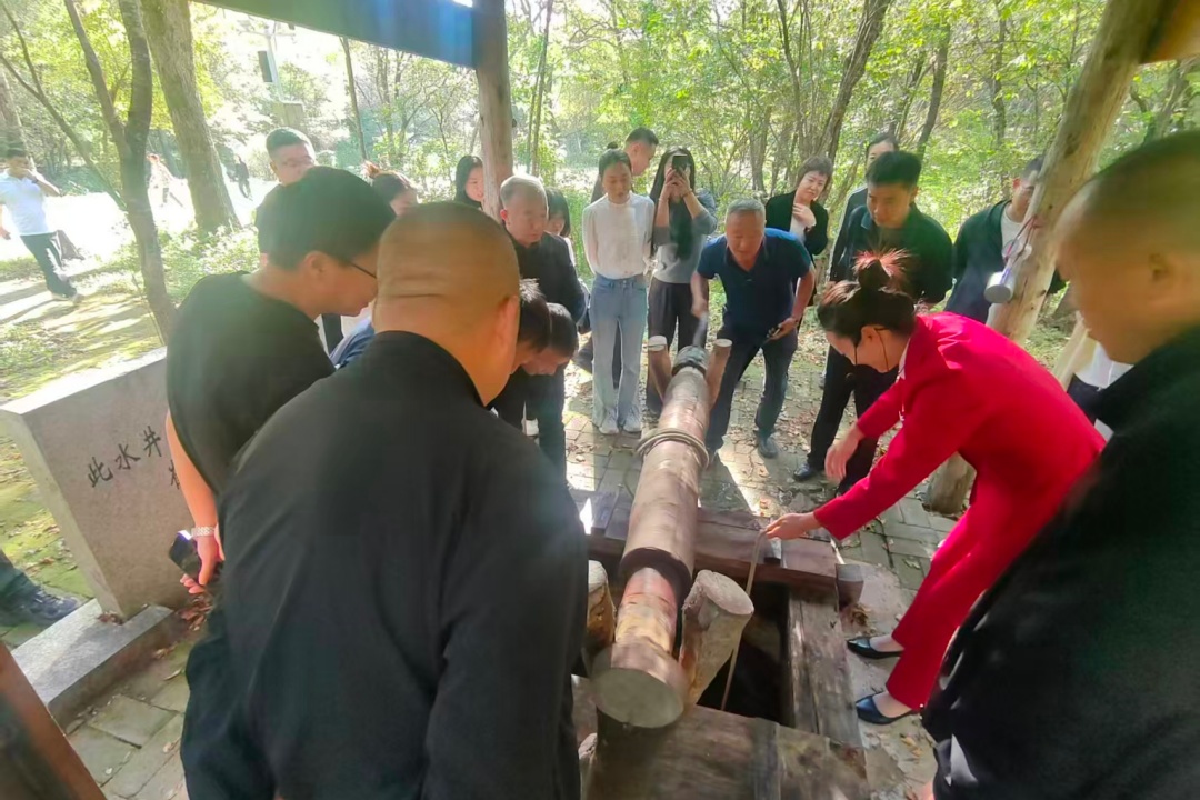 b50c07a0d7c46d8aa7ca3ea18108ae8.jpg b50c07a0d7c46d8aa7ca3ea18108ae8.jpg