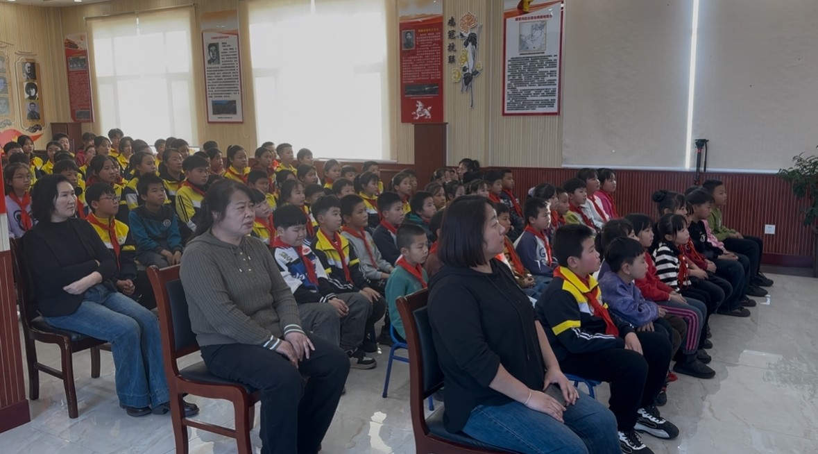 音乐思政课 启航新学期——吉林汪清爱国主义教育中心“2025年思政教育进校园”活动拉开序幕