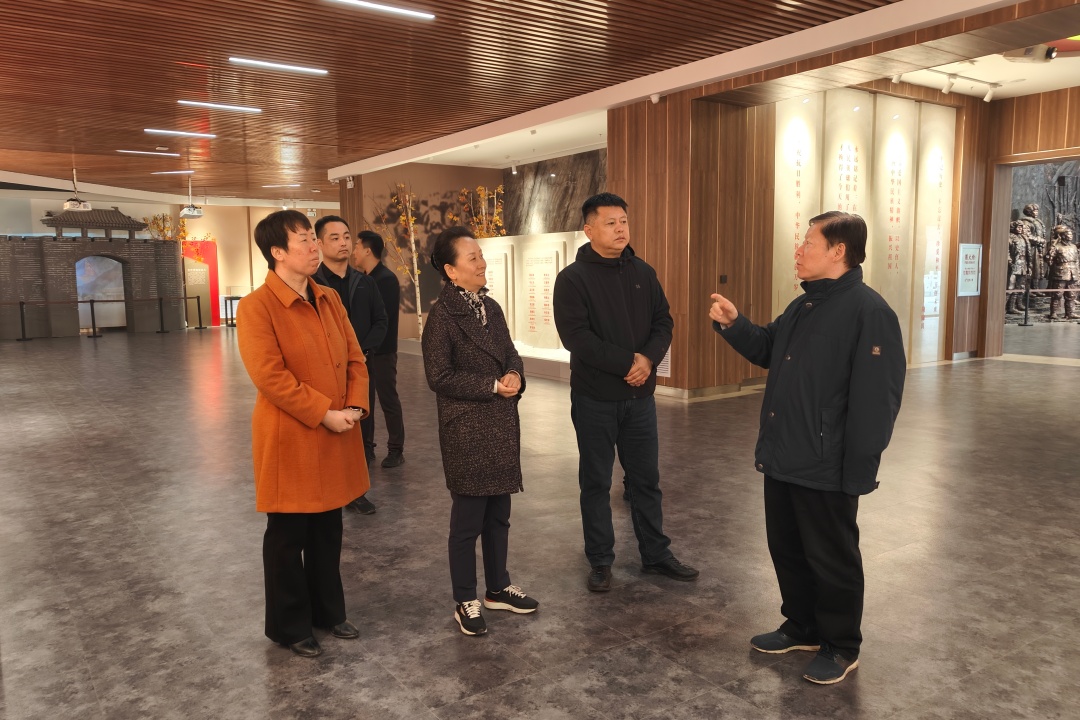 州委常委、副州长胡福君一行到东满抗战历史纪念馆调研指导